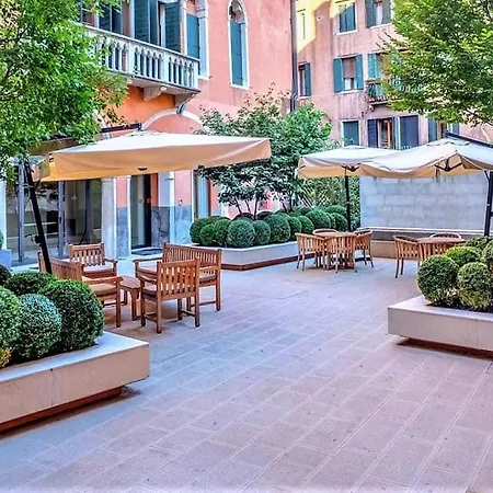 Ca' Vittoria, A Different Way To In Lägenhet